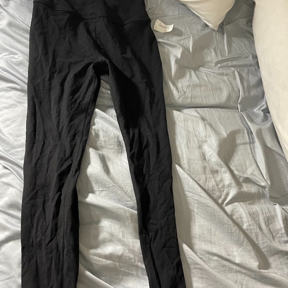 Yoga legging 🎉Free with $75 purchase 🎉